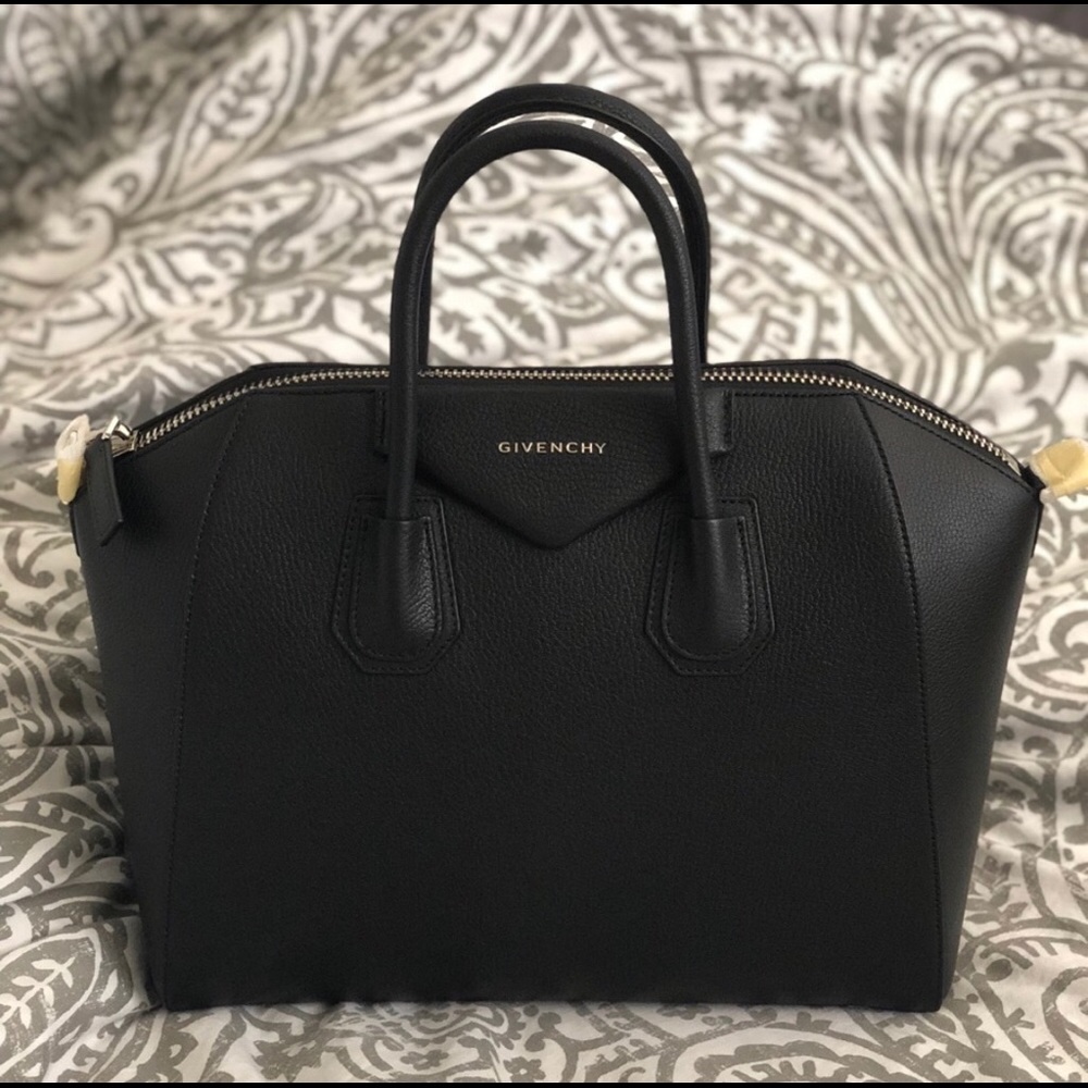 Authentic Givenchy Antigona medium black bag NWT